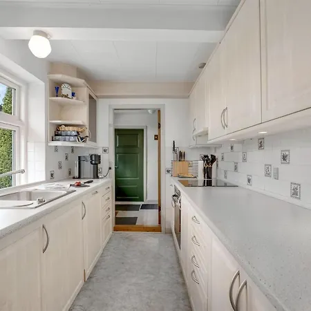 Albertine - 600m From The Sea By Interhome *