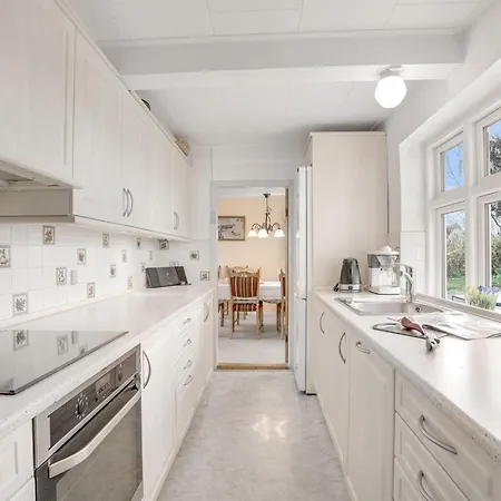 Holiday home Albertine - 600m From The Sea By Interhome Stege